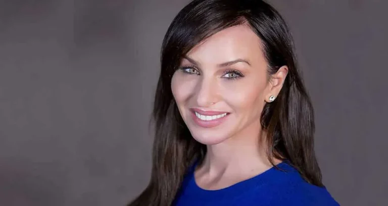 Molly Bloom Net Worth
